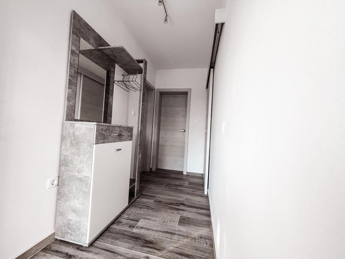 Riad Apartments Premium Zgornje Skofije Exterior photo